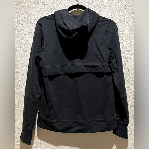 Lululemon Full Zip Black Hoodie Jacket Size 4 Thumb Holes - Picture 2 of 7